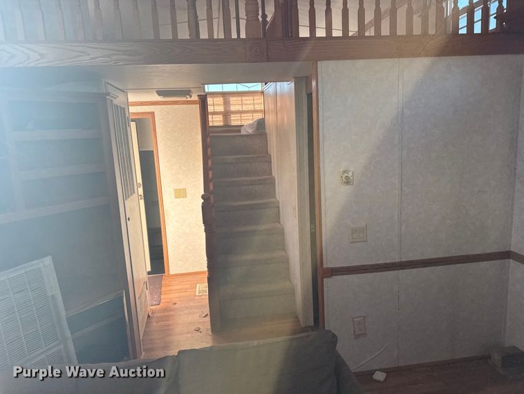 image for item FB0561 2005 FAIR Mobile cabin