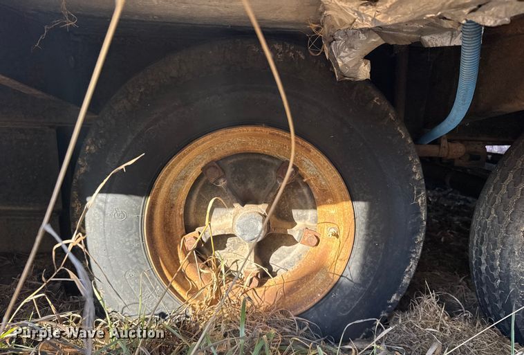 image for item FB0561 2005 FAIR Mobile cabin