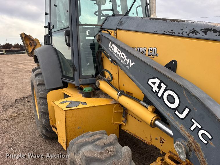 image for item FB0567 2008 John Deere 410J TC backhoe