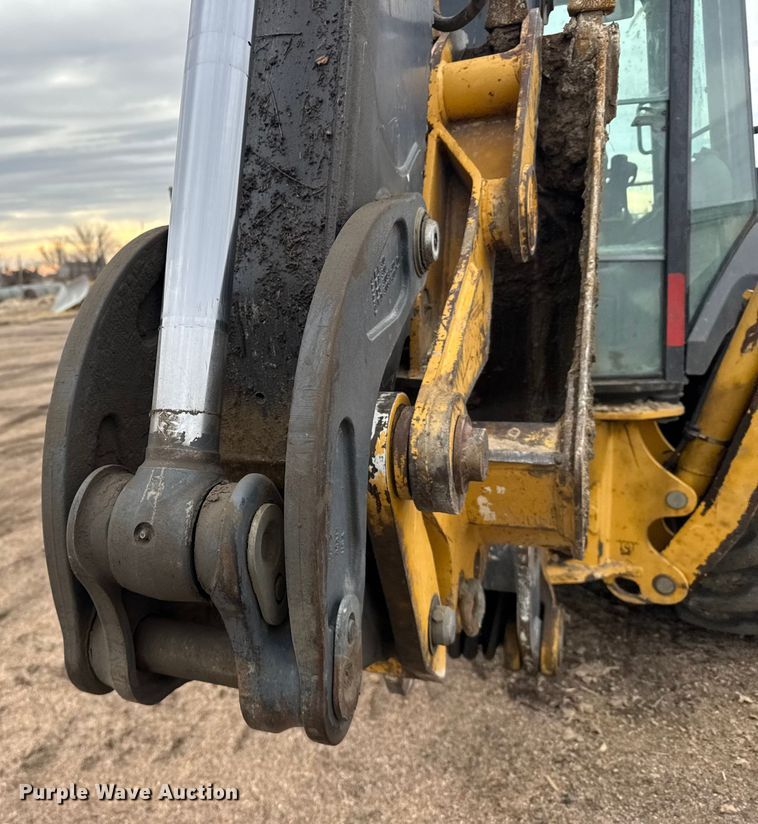 image for item FB0567 2008 John Deere 410J TC backhoe