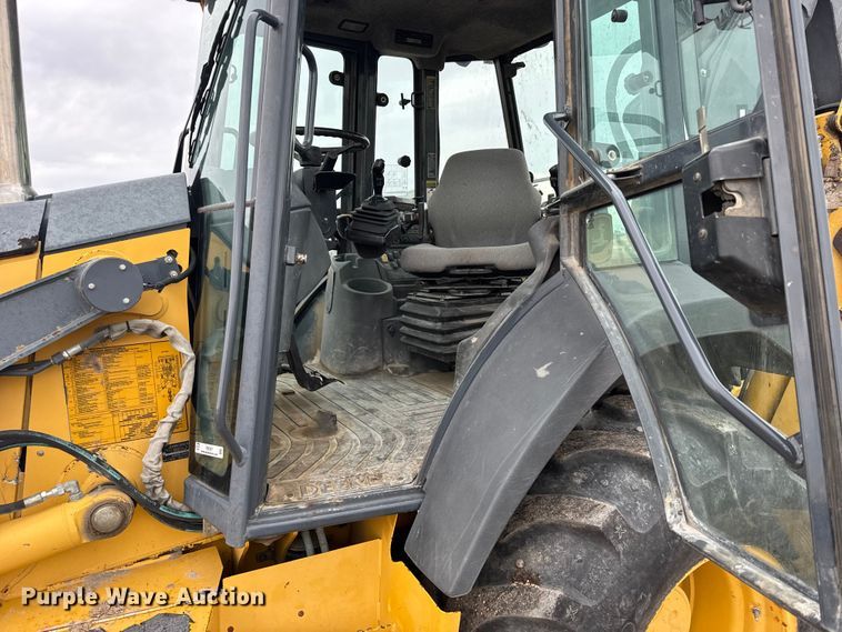 image for item FB0567 2008 John Deere 410J TC backhoe