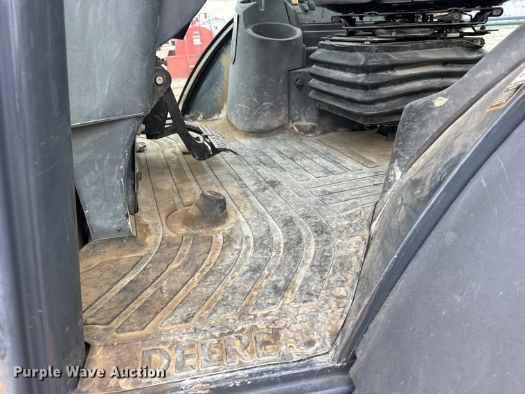 image for item FB0567 2008 John Deere 410J TC backhoe