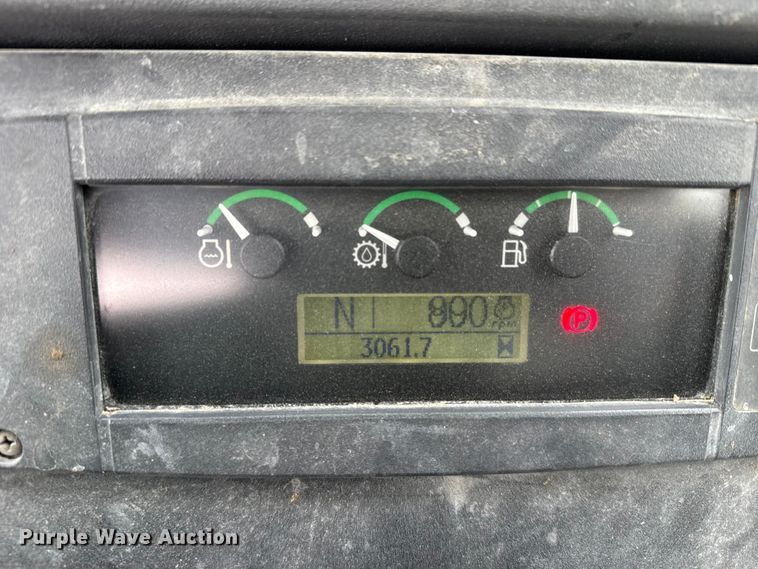 image for item FB0567 2008 John Deere 410J TC backhoe