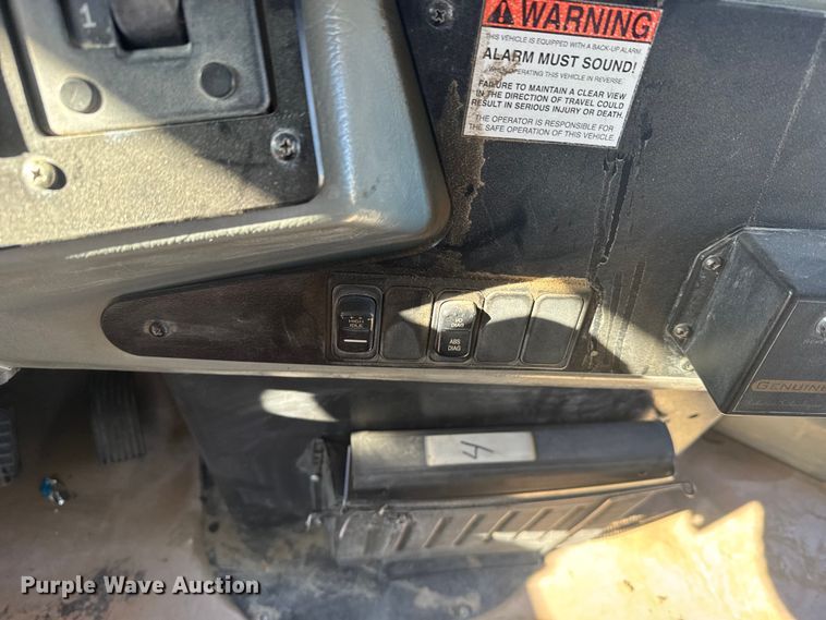 image for item FB0575 2009 Blue Bird Vision school bus