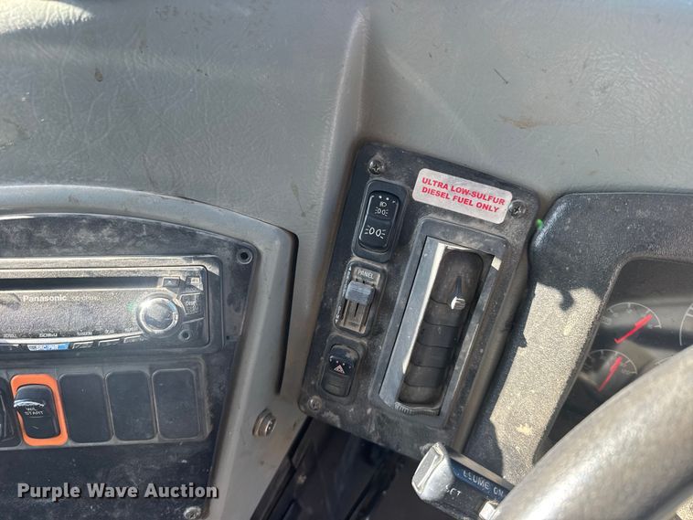 image for item FB0576 2009 Blue Bird Vision school bus