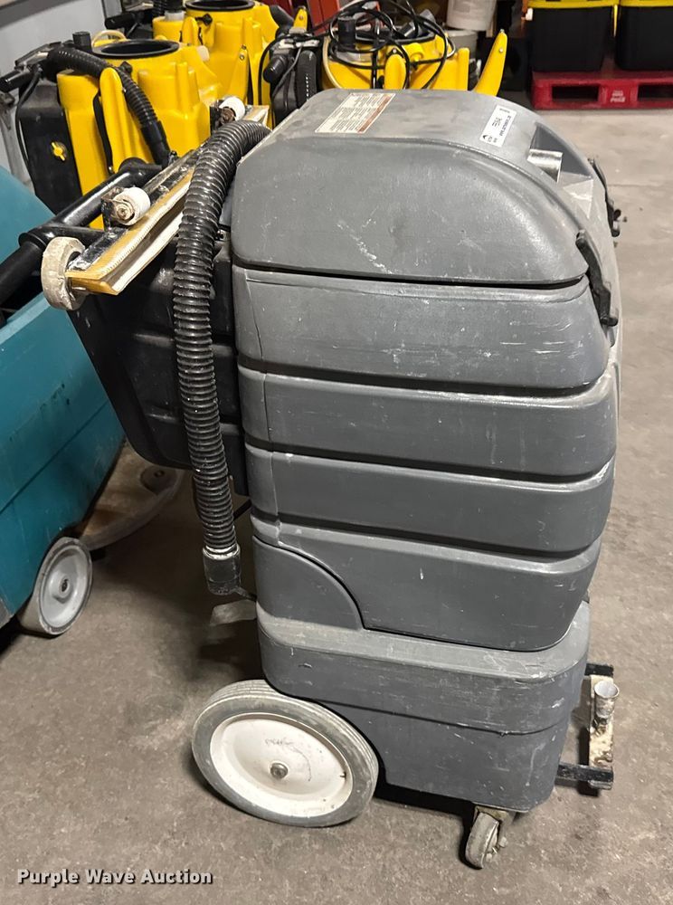 image for item FB0648 Floor cleaning equipment