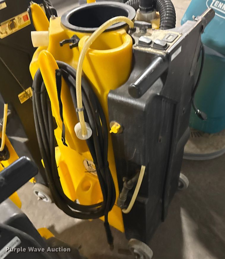 image for item FB0648 Floor cleaning equipment