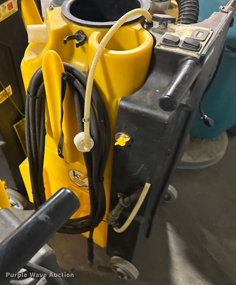 image for item FB0648 Floor cleaning equipment