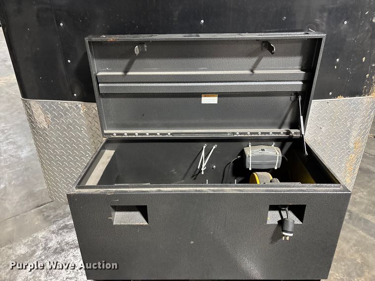 image for item FB3469 2012 Carry-On   6X12CGR enclosed cargo trailer