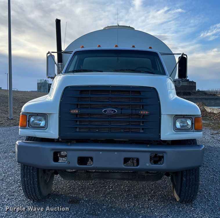 image for item FB3473 1996 Ford F800 sewer jetter truck