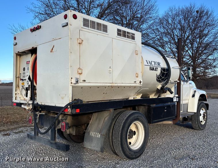 image for item FB3473 1996 Ford F800 sewer jetter truck