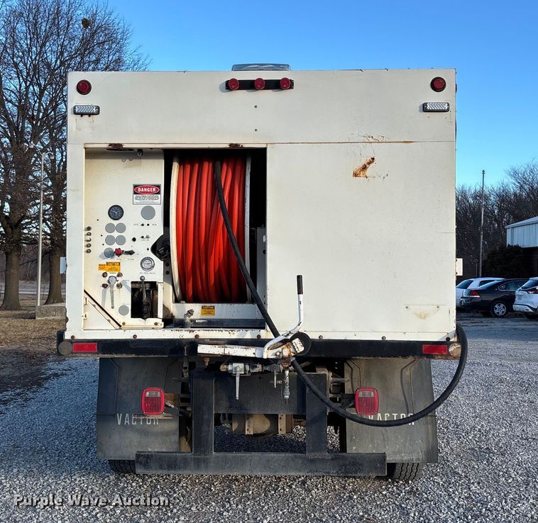 image for item FB3473 1996 Ford F800 sewer jetter truck