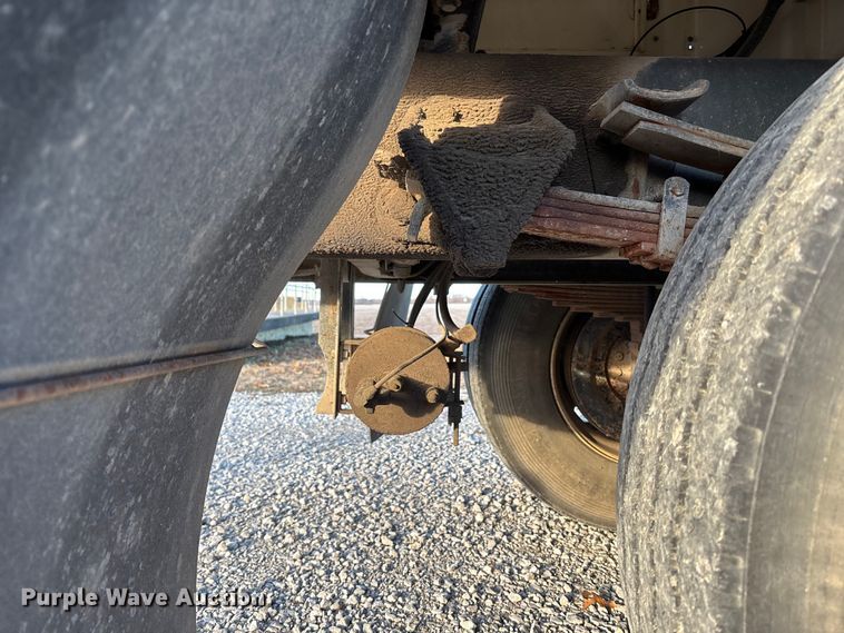 image for item FB3473 1996 Ford F800 sewer jetter truck