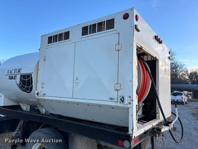 image for item FB3473 1996 Ford F800 sewer jetter truck