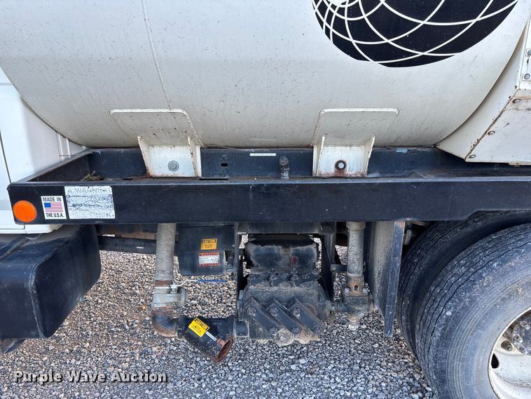 image for item FB3473 1996 Ford F800 sewer jetter truck