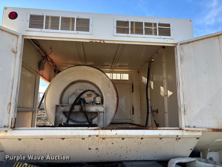 image for item FB3473 1996 Ford F800 sewer jetter truck