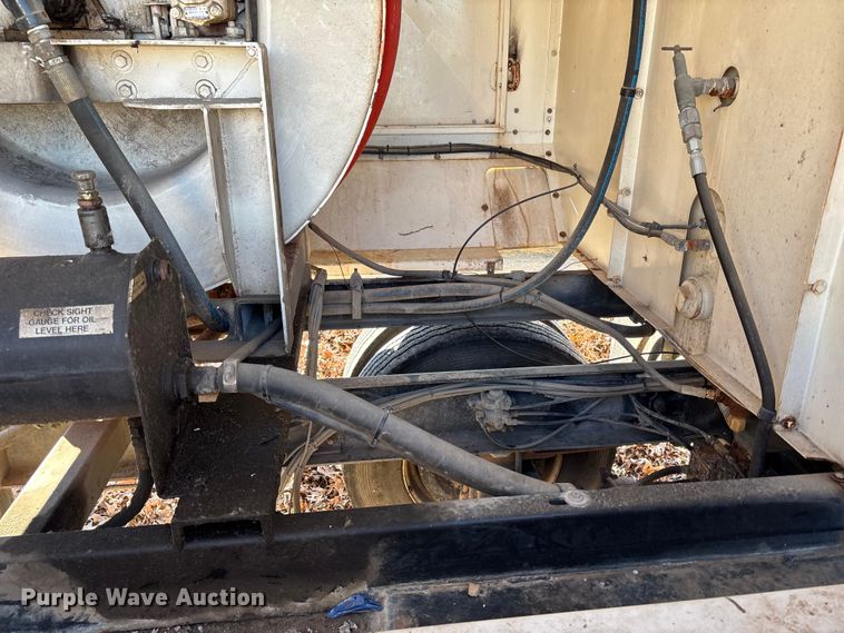 image for item FB3473 1996 Ford F800 sewer jetter truck