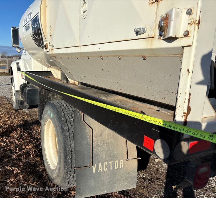 image for item FB3473 1996 Ford F800 sewer jetter truck