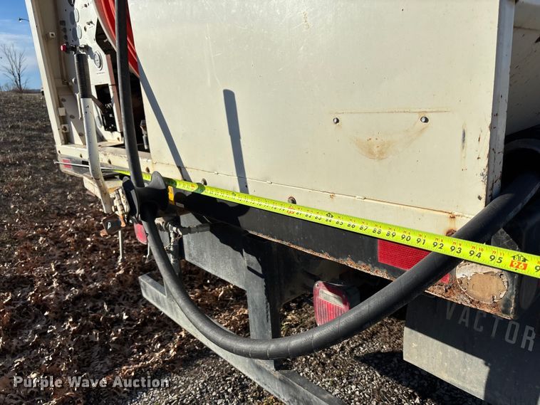 image for item FB3473 1996 Ford F800 sewer jetter truck