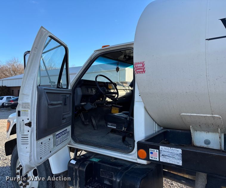 image for item FB3473 1996 Ford F800 sewer jetter truck