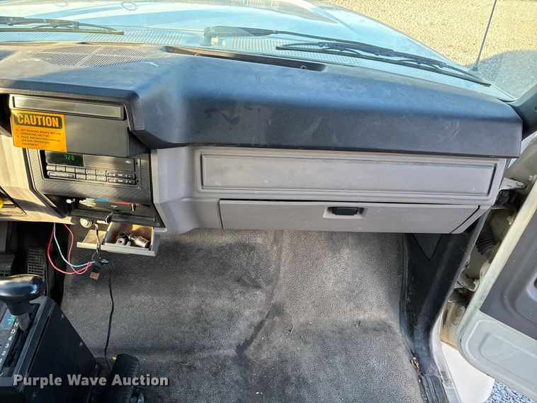 image for item FB3473 1996 Ford F800 sewer jetter truck