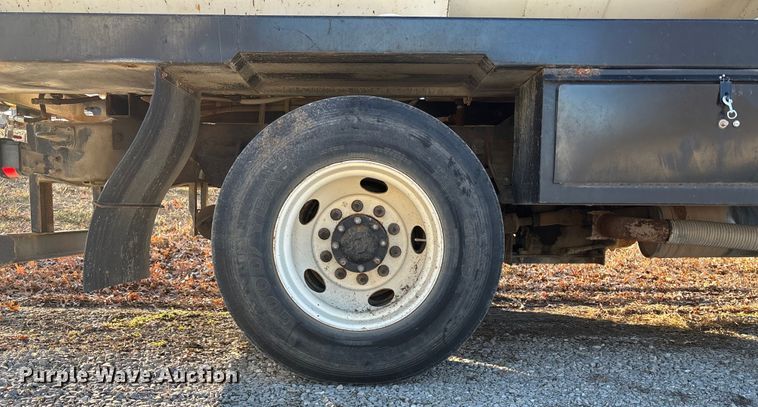 image for item FB3473 1996 Ford F800 sewer jetter truck