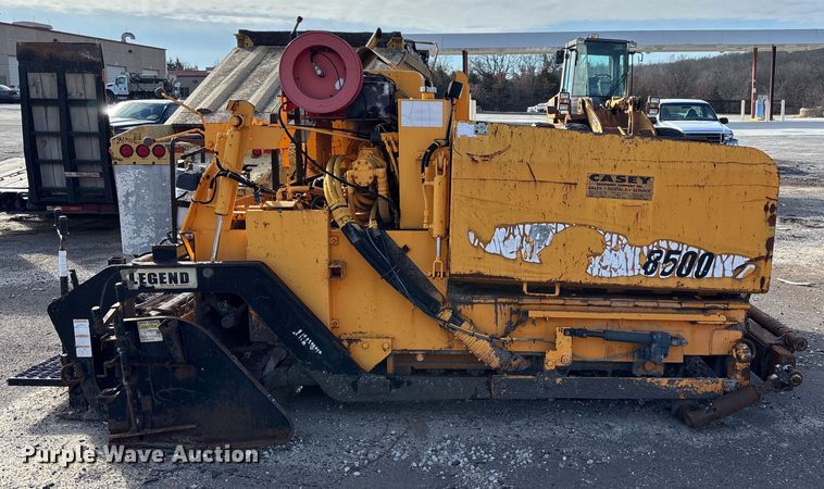 image for item FB3482 LeeBoy L8500T paver