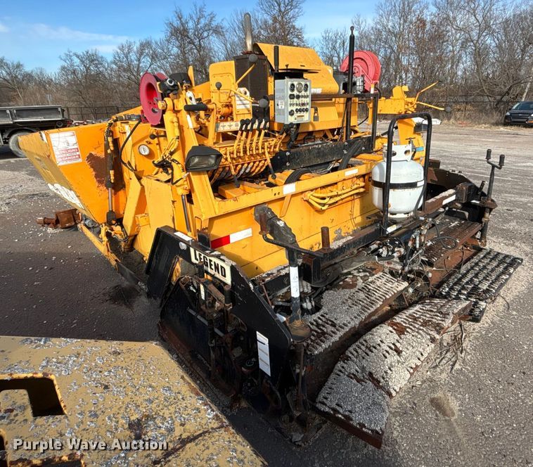 image for item FB3482 LeeBoy L8500T paver