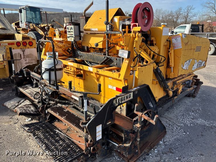 image for item FB3482 LeeBoy L8500T paver