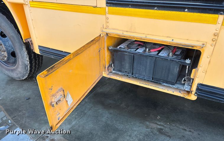 image for item FG0013 2007 Blue Bird Vision school bus