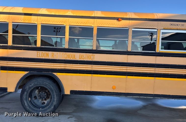 image for item FG0013 2007 Blue Bird Vision school bus