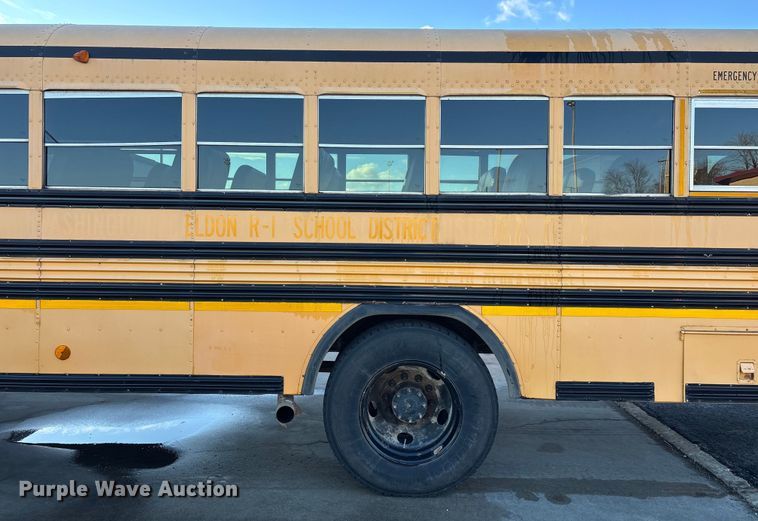 image for item FG0013 2007 Blue Bird Vision school bus