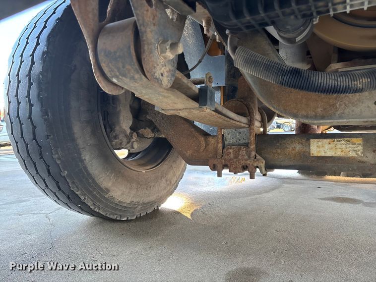 image for item FG0013 2007 Blue Bird Vision school bus