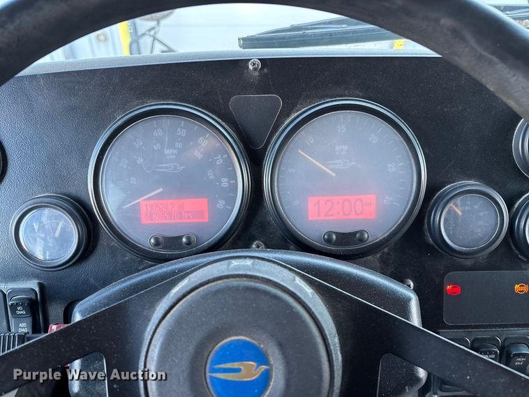 image for item FG0013 2007 Blue Bird Vision school bus