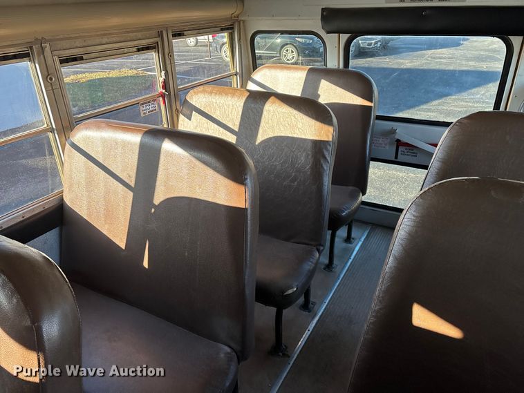 image for item FG0013 2007 Blue Bird Vision school bus