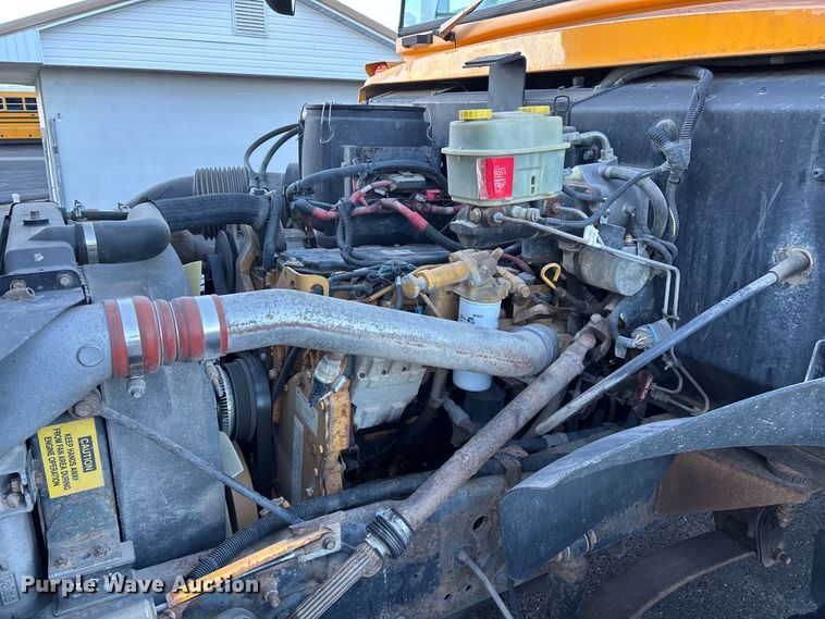 image for item FG0013 2007 Blue Bird Vision school bus