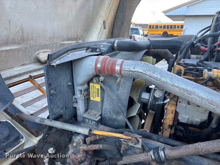 image for item FG0013 2007 Blue Bird Vision school bus