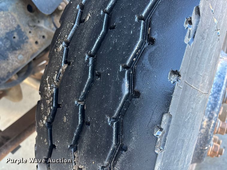 image for item FG0013 2007 Blue Bird Vision school bus