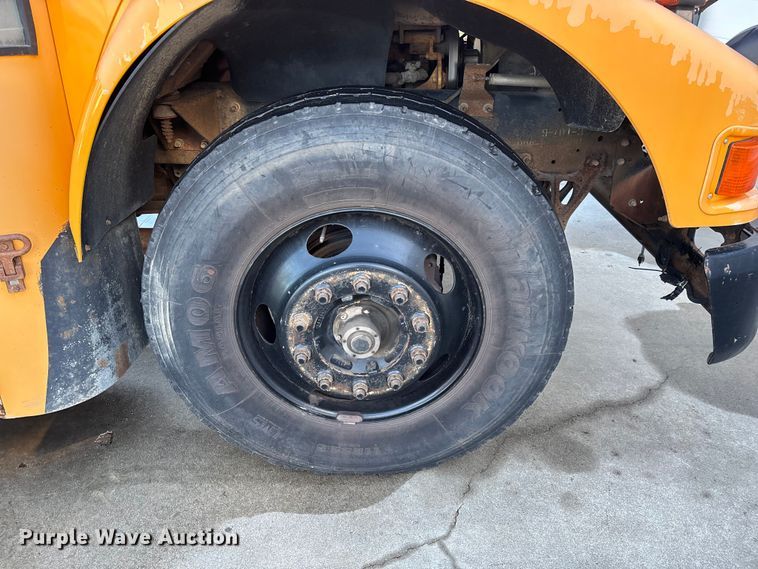 image for item FG0013 2007 Blue Bird Vision school bus