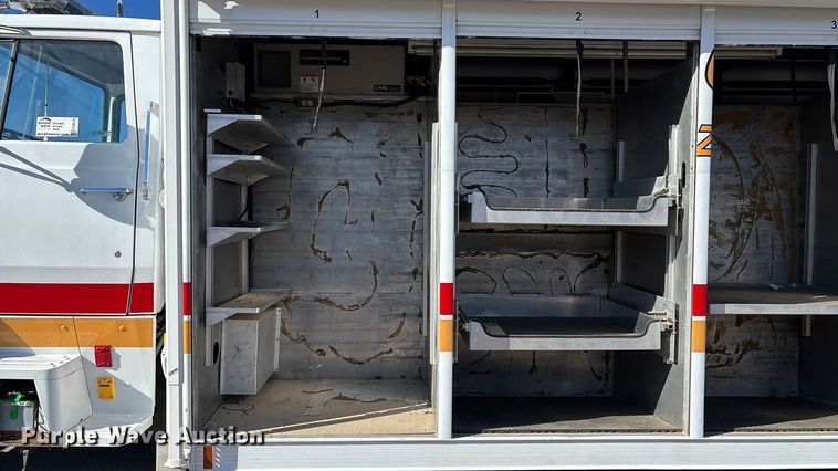 image for item FG0016 1988 Ford L8000 hazmat support truck