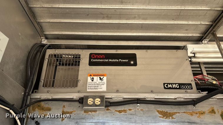 image for item FG0016 1988 Ford L8000 hazmat support truck