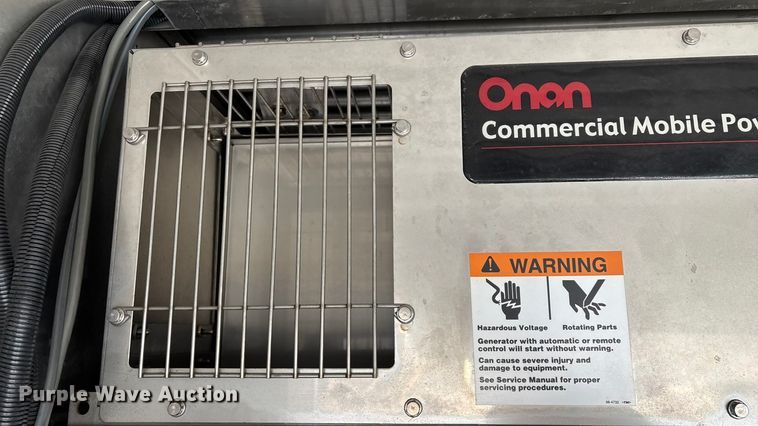 image for item FG0016 1988 Ford L8000 hazmat support truck