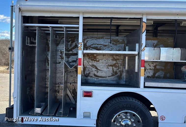 image for item FG0016 1988 Ford L8000 hazmat support truck