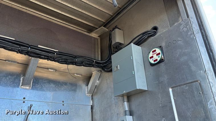 image for item FG0016 1988 Ford L8000 hazmat support truck