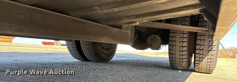 image for item FG0016 1988 Ford L8000 hazmat support truck