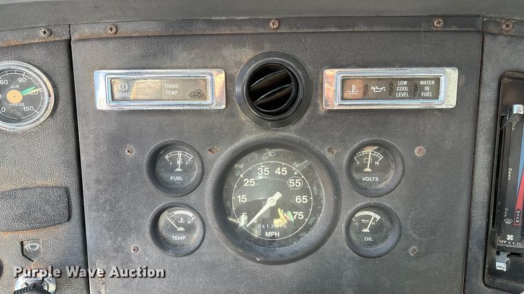 image for item FG0016 1988 Ford L8000 hazmat support truck