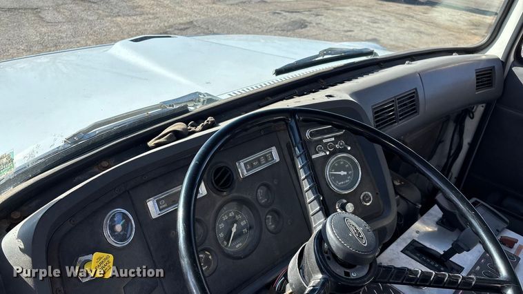 image for item FG0016 1988 Ford L8000 hazmat support truck