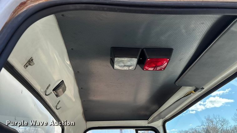 image for item FG0016 1988 Ford L8000 hazmat support truck