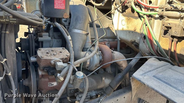 image for item FG0016 1988 Ford L8000 hazmat support truck