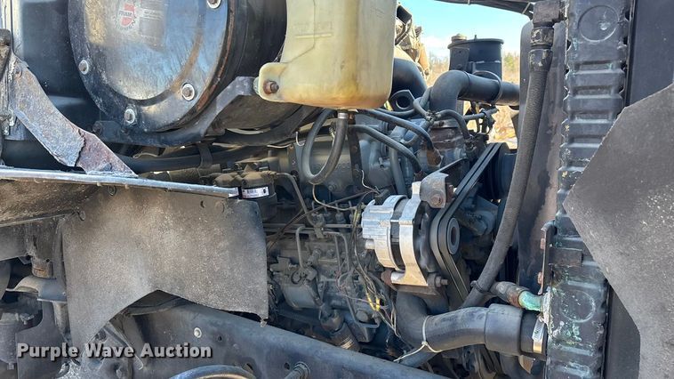 image for item FG0016 1988 Ford L8000 hazmat support truck